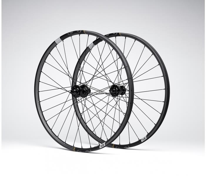 Crank Brothers Synthesis XCT 11 - I9 Hydra Hub 29" Wheelset