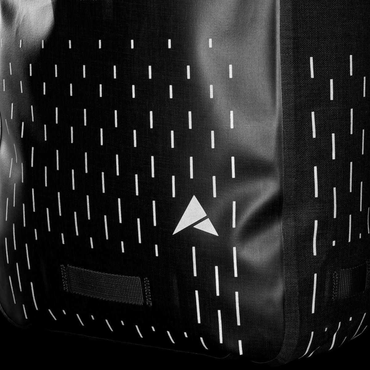 Altura Thunderstorm City 20L Backpack