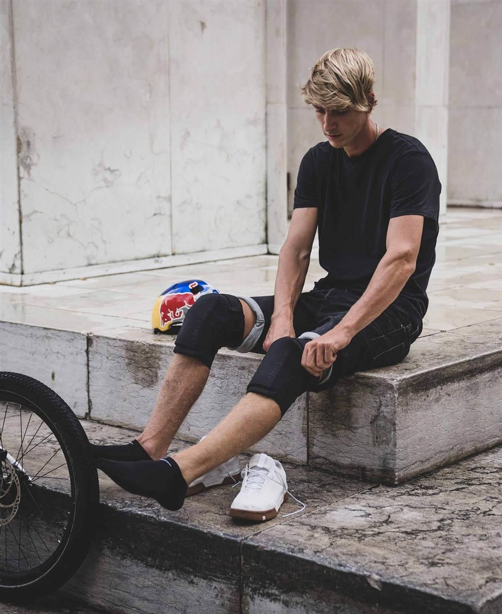 POC VPD Air Fabio Edition Knee Guards