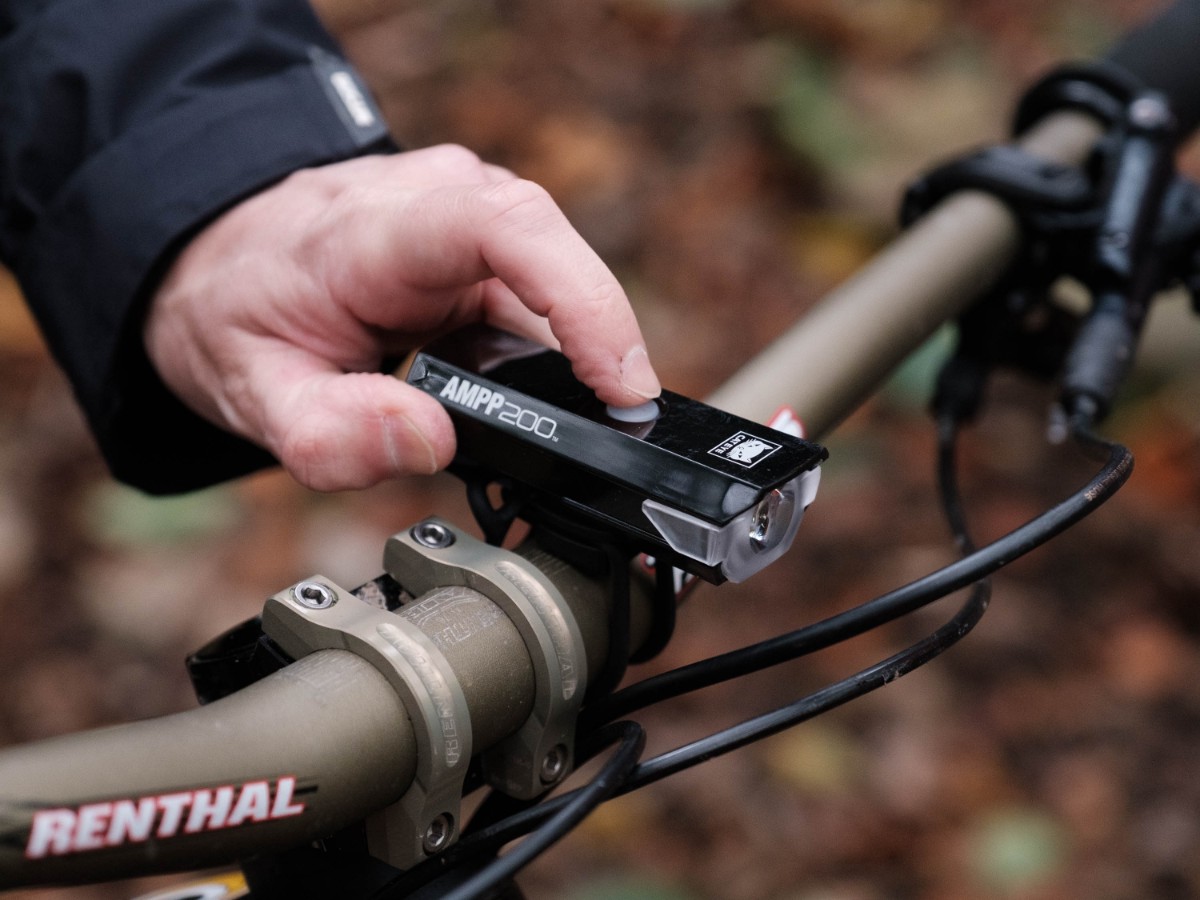 Cateye AMPP Front Bike Light 200 Lumen