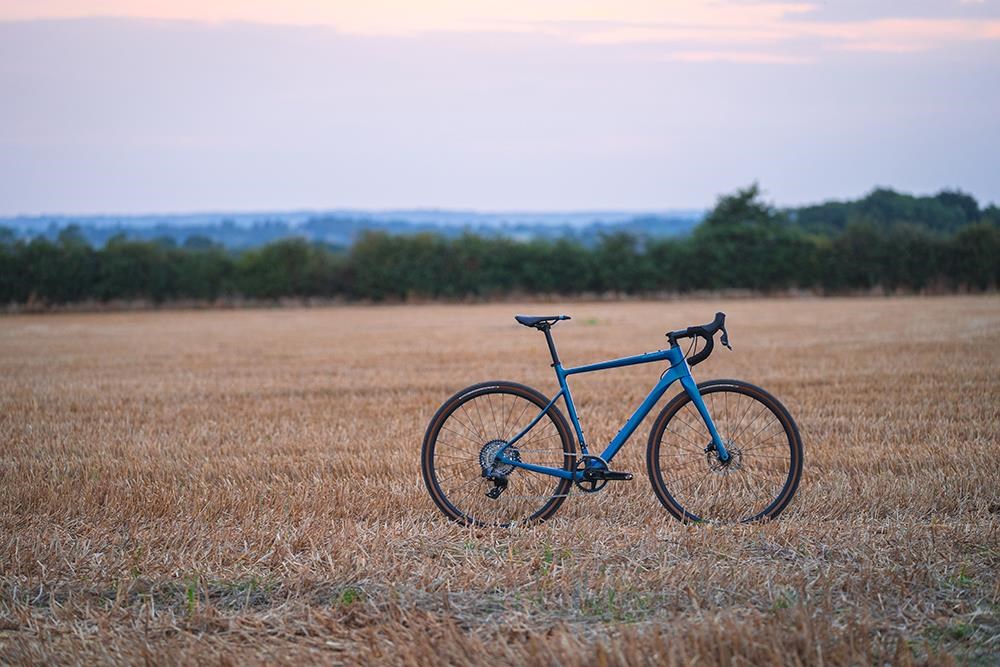 Boardman ADV 9.4 2024 Gravel Bike
