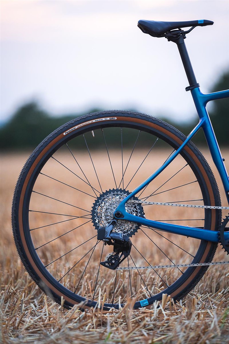 Boardman ADV 9.4 2024 Gravel Bike