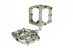 Renthal Revo-F Flat Pedals