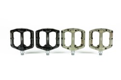Renthal Revo-F Flat Pedals
