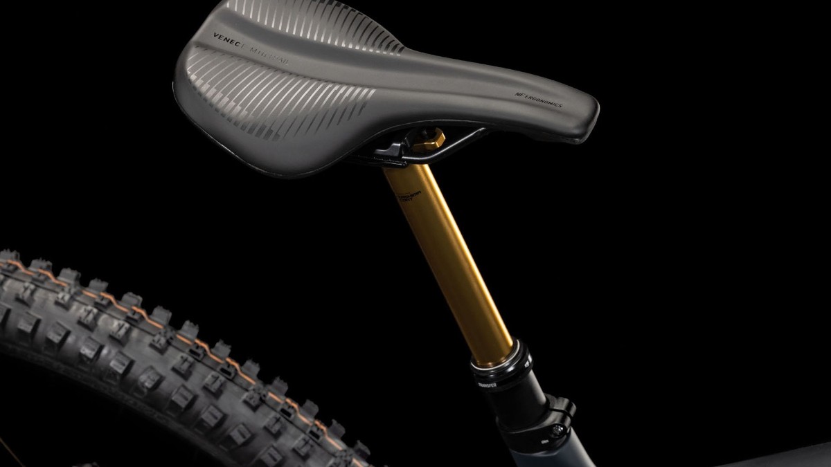 Cube Stereo Hybrid One44 HPC AT 800 2025 Electric Mountain Bike