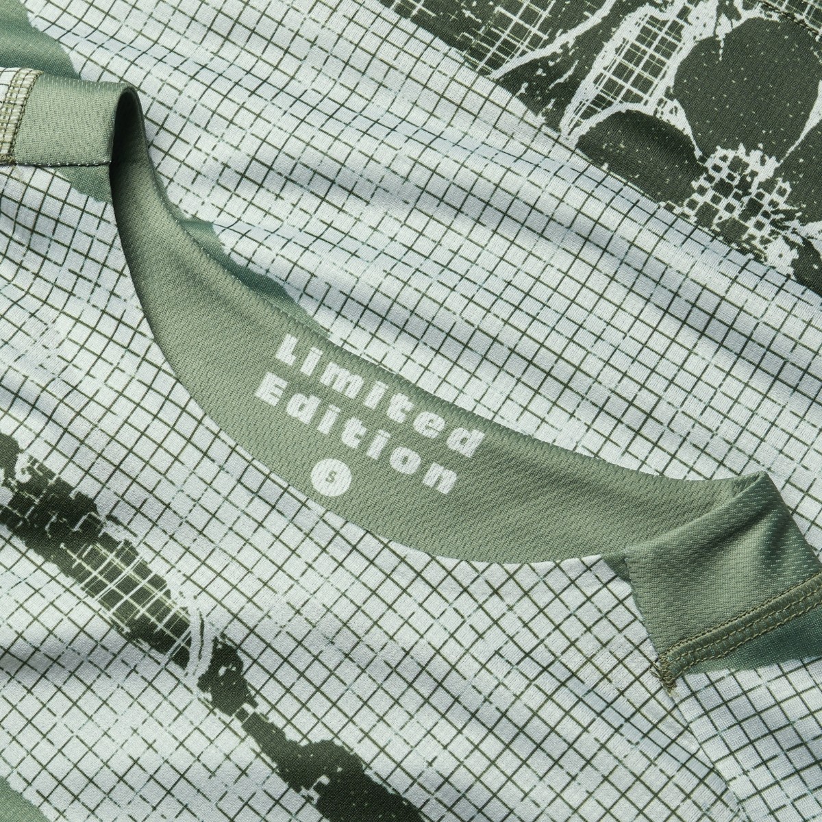 Endura Patchwork Womens Ltd Long Sleeve Tee