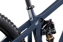 Pivot Shuttle LT Bosch 29 Pro X0 2025 Electric Mountain Bike