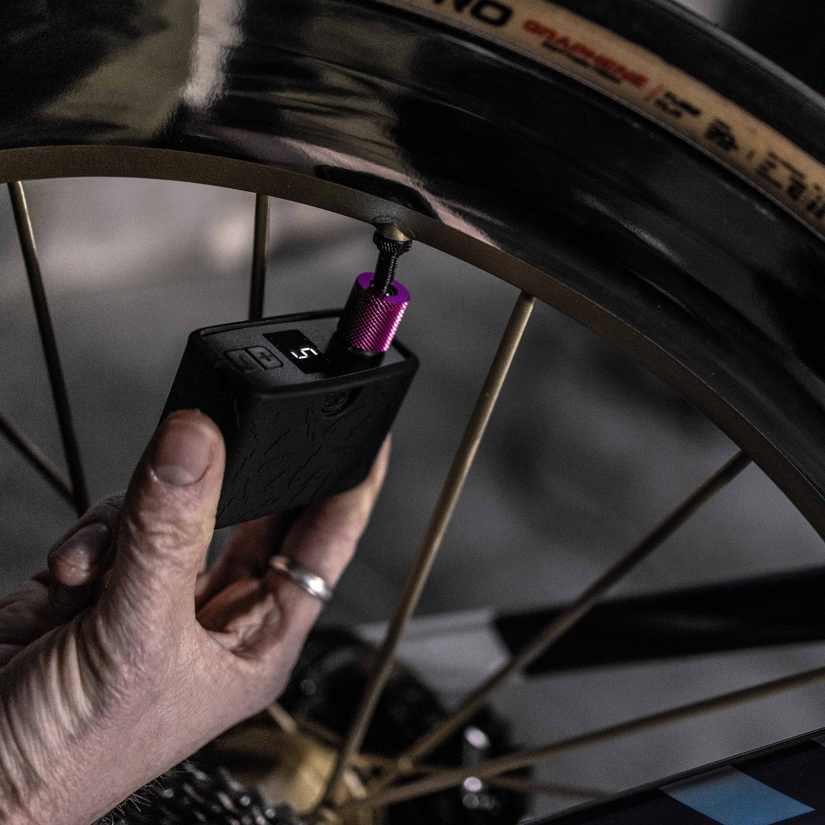 Muc-Off AirMach Electric Mini Pro Inflator