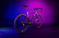 Boardman SLR 9.8 Carbon 2025 Road Bike
