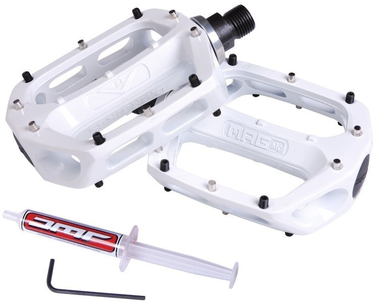 DMR V8 Magnesium Pedals
