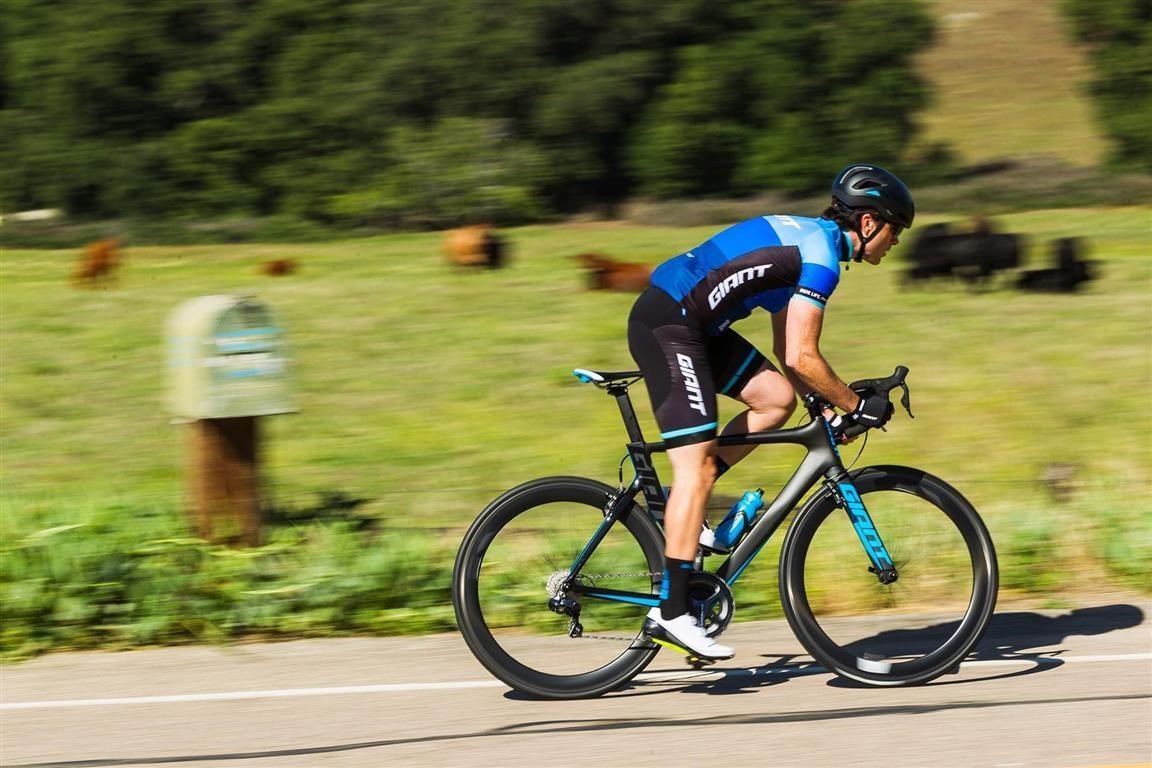 Giant Rivet Road Cycling Helmet